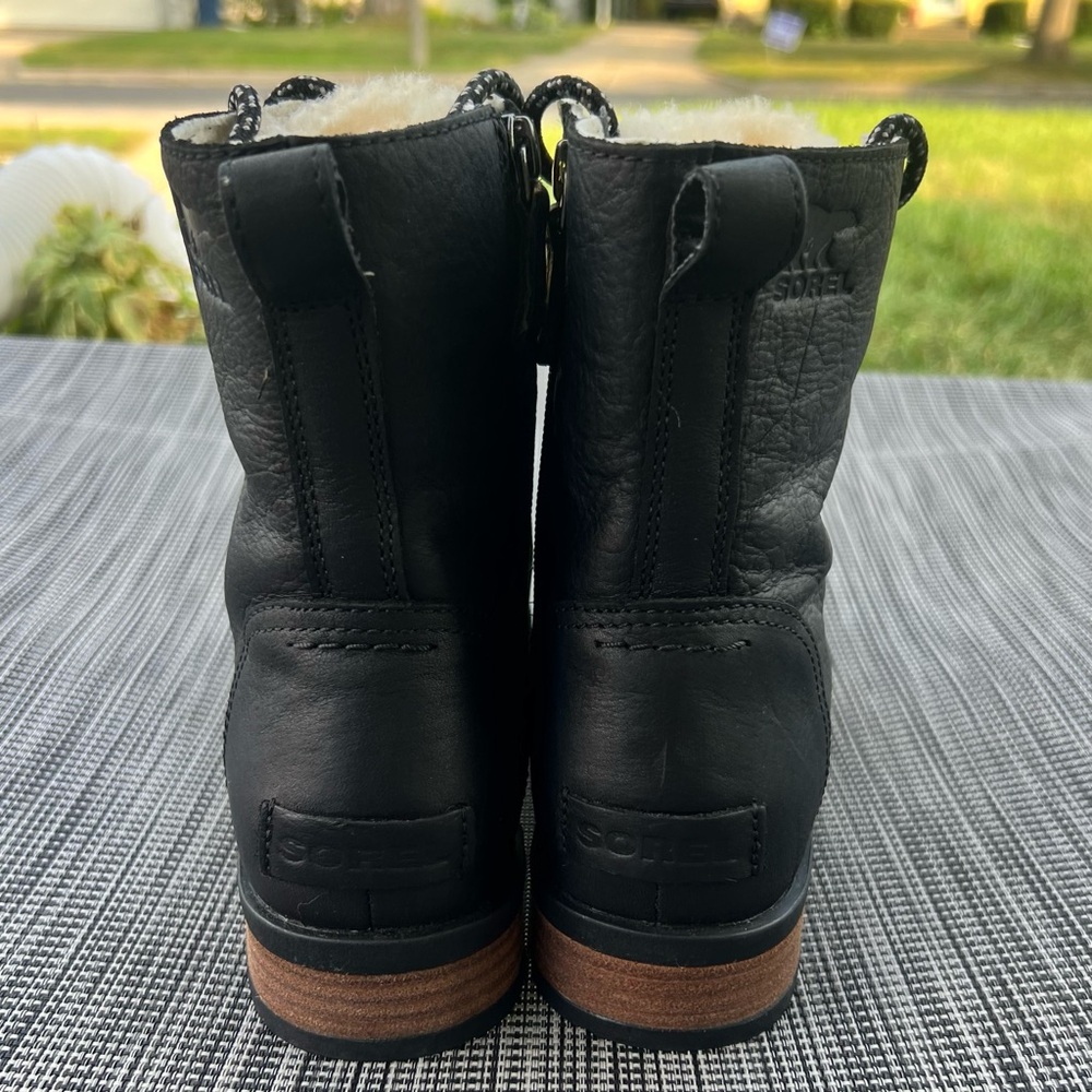 Sorel Emelie Short Lace Cozy Waterproof Boot Black Size 8 Great Condition - Picture 6 of 15